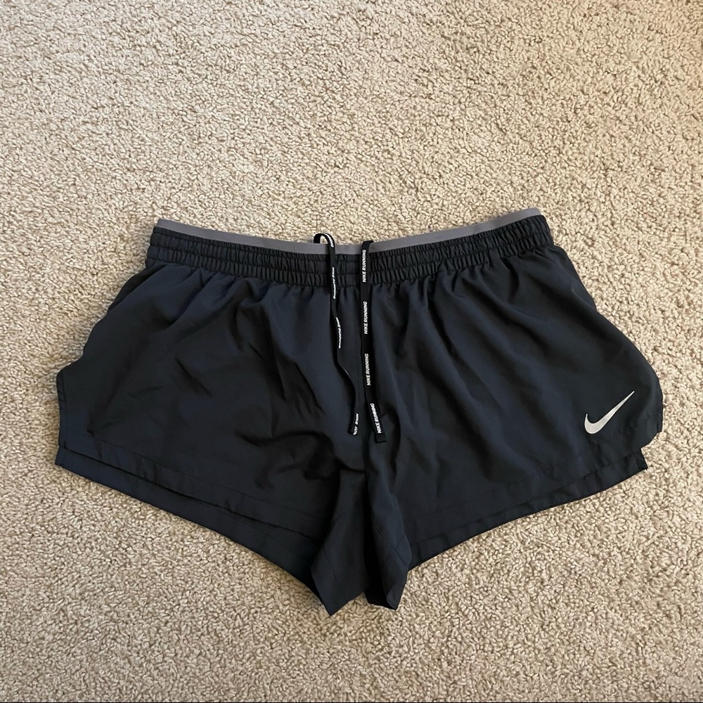 Nike - Running Shorts